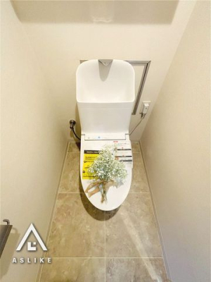 ��t�����ˎs�V����3���ڂ̒��Ã}���V�����̃g�C��