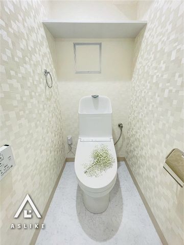 ��t�����ˎs�V����6���ڂ̒��Ã}���V�����̃g�C��