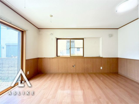 ��t�����s�V�x��1���ڂ̒��È�ˌ��Ẵ��r���O