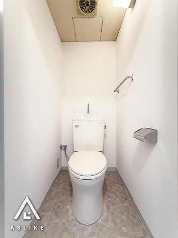 ��t�����ˎs�V����5���ڂ̒��Ã}���V�����̃g�C��