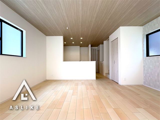 ��t�����ˎs���ːV�c �̐V�z��ˌ��Ẵ��r���O
